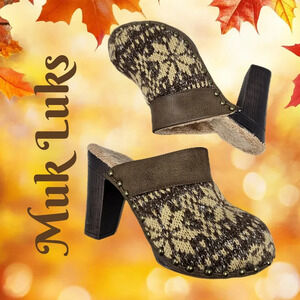 Muk Luks Heeled Mule Clog Sz 7 Kameryn Block Heel Studded Sides Faux Fur Studded